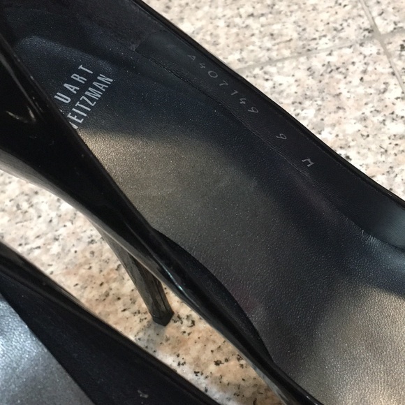 Stuart Weizmann Pumps - Picture 5 of 8